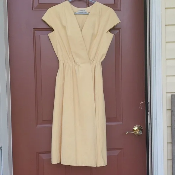 Halston RARE Saks Fifth Ave Vintage 1970 vintage yellow ultra suede wrap p2p 18 - Picture 16 of 16